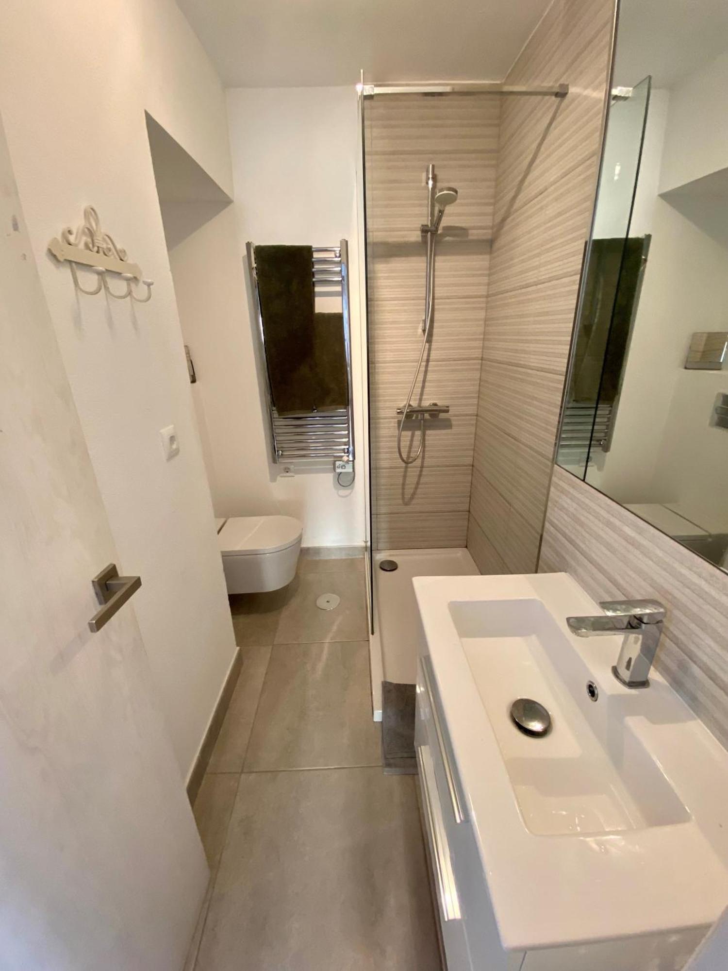 Apartamento Espacioso Y Ubicacion De 10 En Centro Tarifa Luaran gambar